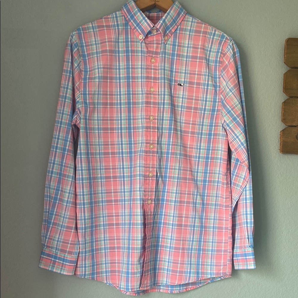 Vineyard Vines Pink and Blue Casual Button Down Shirt